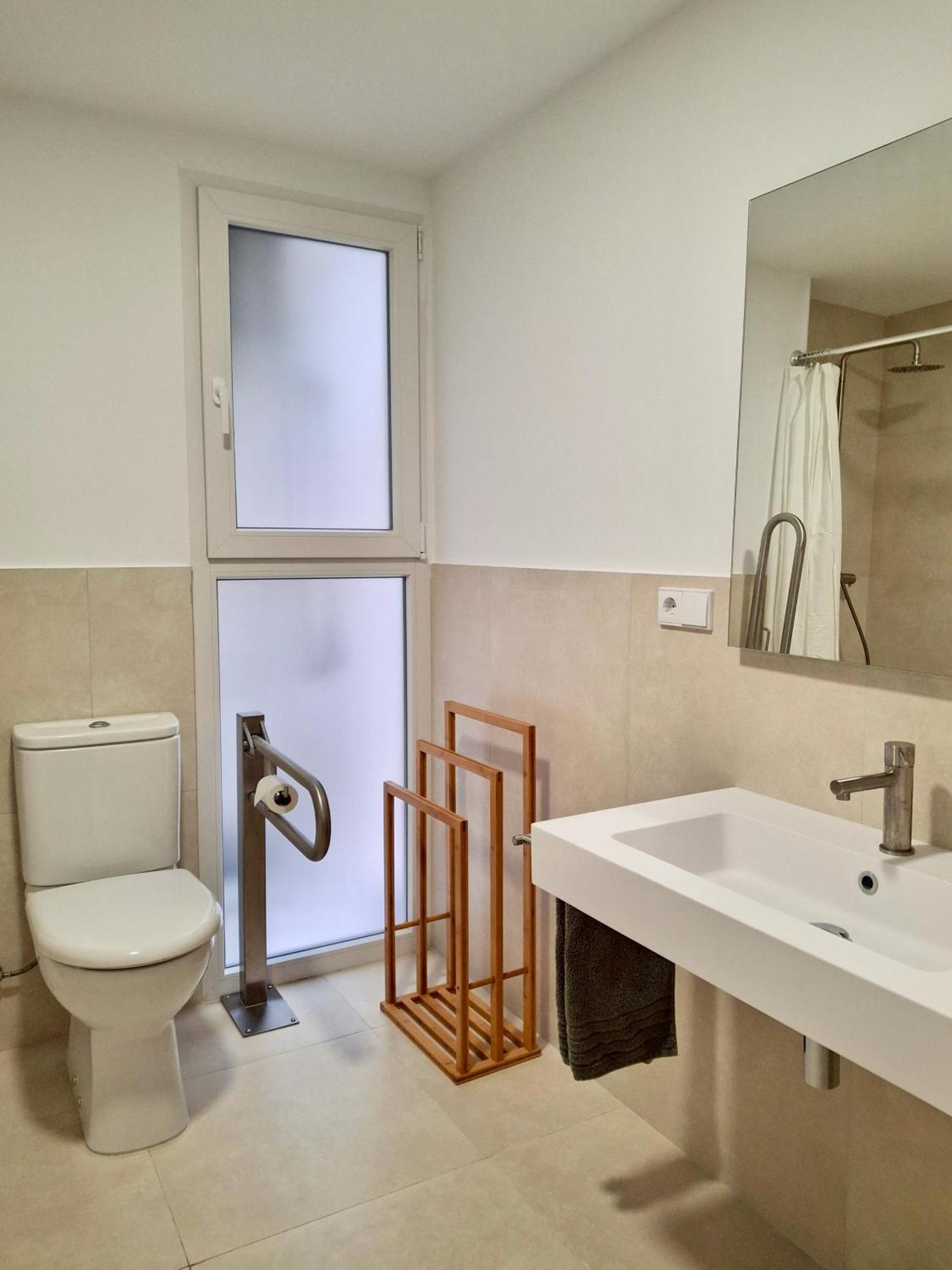 Bonito Apartamento De 2 Habitaciones Cerca De La Estacion Joaquin Sorolla Valencia Buitenkant foto