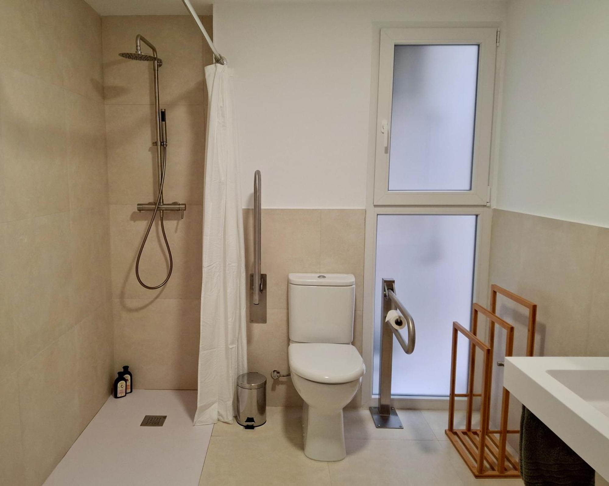 Bonito Apartamento De 2 Habitaciones Cerca De La Estacion Joaquin Sorolla Valencia Buitenkant foto