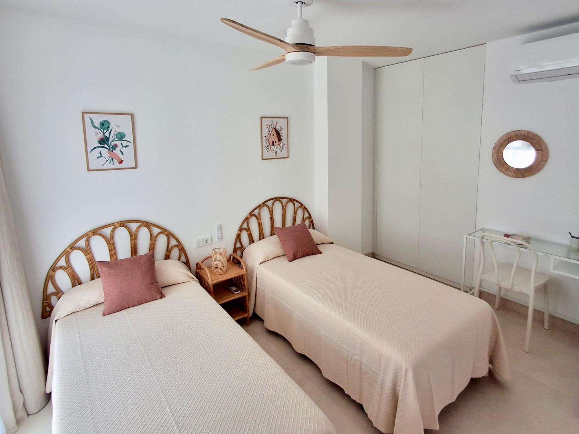 Bonito Apartamento De 2 Habitaciones Cerca De La Estacion Joaquin Sorolla Valencia Buitenkant foto